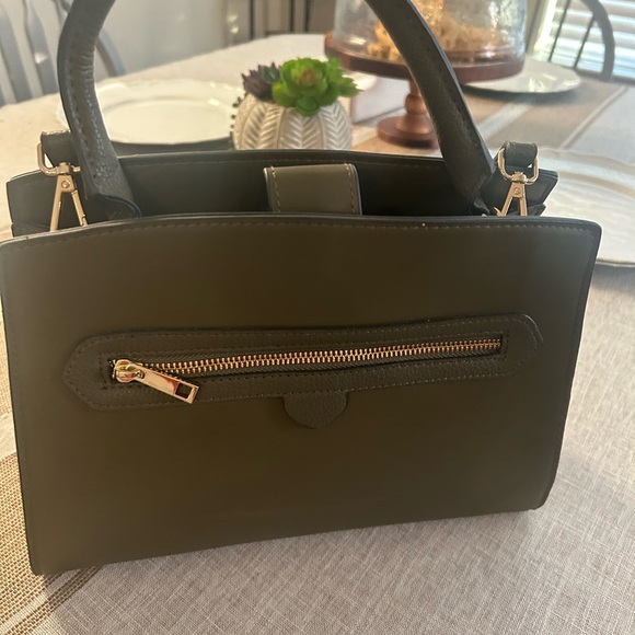 Olive Target Purse - Picture 4 of 4